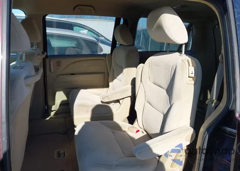 2008 Honda Odyssey Lx z USA, uszkodzony, nr VIN 5FNRL38278B043625